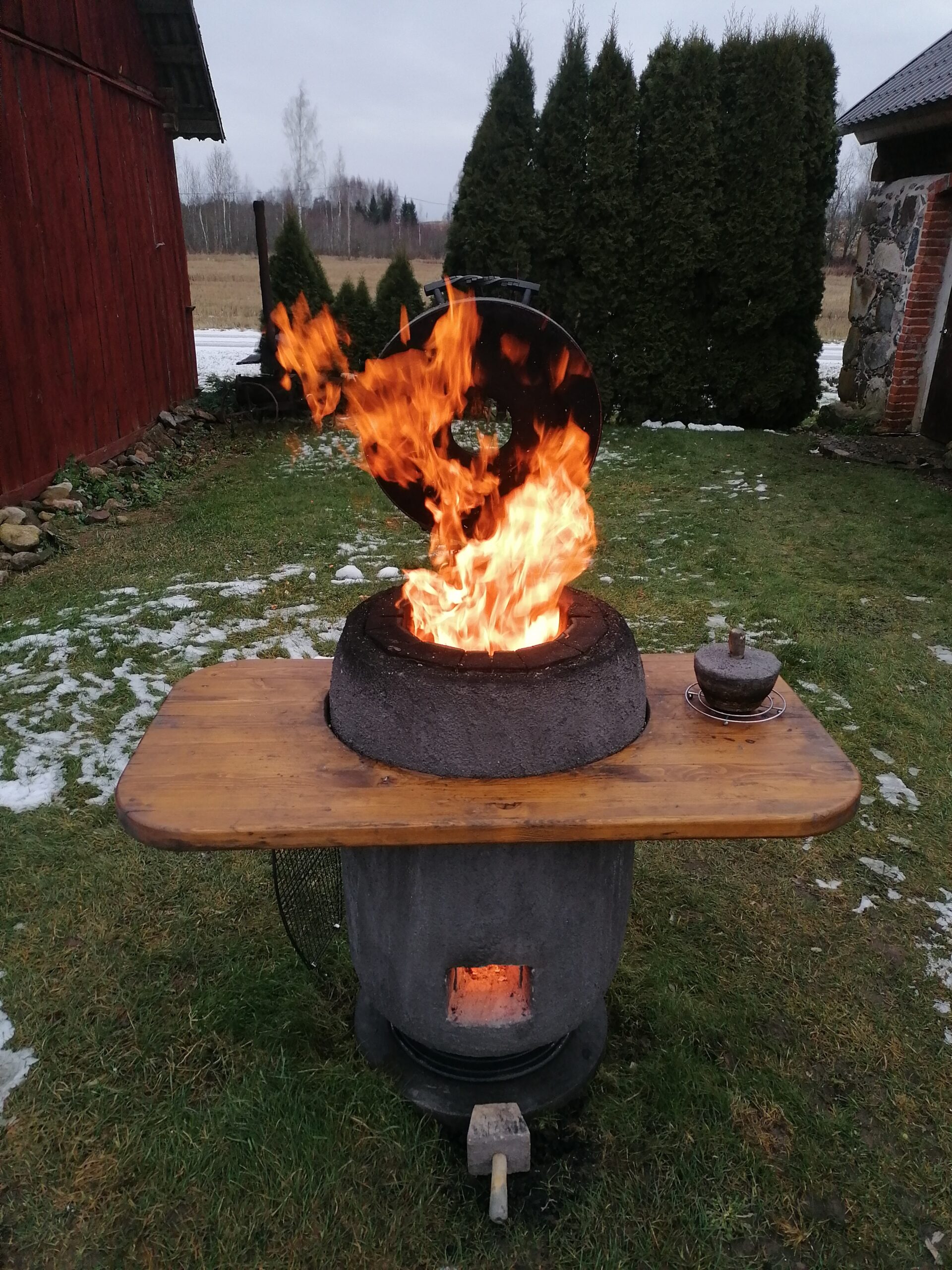 Grill Kuumem Karu põleb