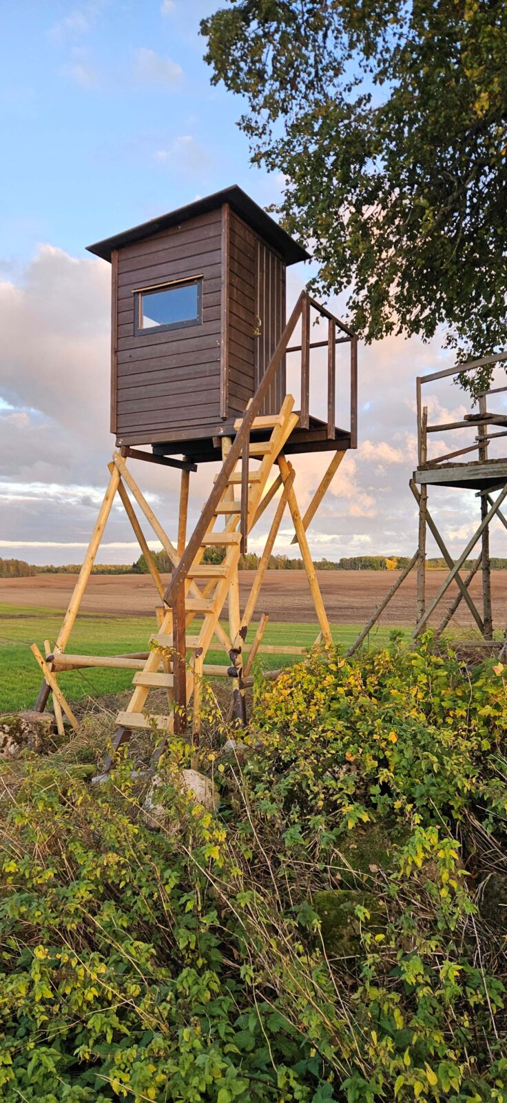 HT1200 põlluääres